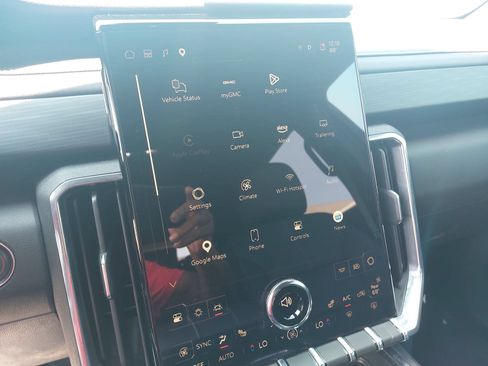 Used 2025 GMC Acadia Elevation w/ Elevation Premium Package FWD image 23
