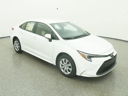 New 2026 Toyota Corolla LE image 13