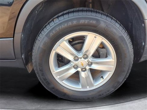 Certified 2020 Chevrolet Trax LS w/ Tint and Cruise Package image 17