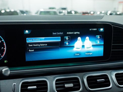 Used 2020 Mercedes-Benz GLS 450 4MATIC w/ Convenience Package image 50