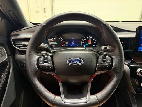 Used 2024 Ford Explorer ST-Line w/ Class IV Trailer Tow Package AWD/4WD image 10