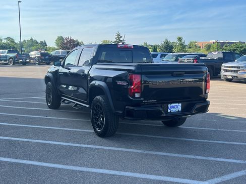 Used 2026 Chevrolet Colorado Trail Boss AWD/4WD image 3
