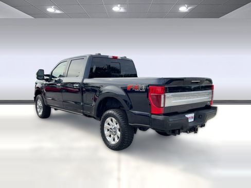Used 2021 Ford F250 Platinum w/ FX4 Off-Road Package image 3