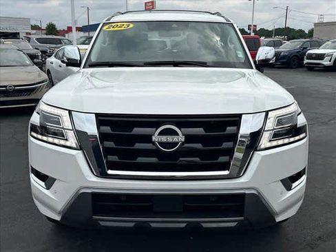 Used 2023 Nissan Armada Platinum w/ Captain's Chairs Package AWD/4WD image 8