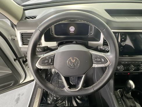 Used 2023 Volkswagen Atlas SE AWD/4WD image 11
