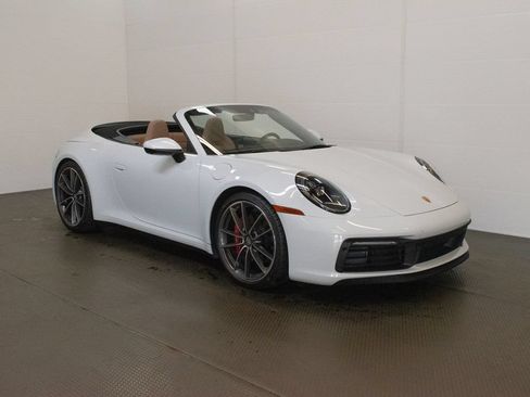 Certified 2022 Porsche 911 Carrera 4S AWD/4WD image 8