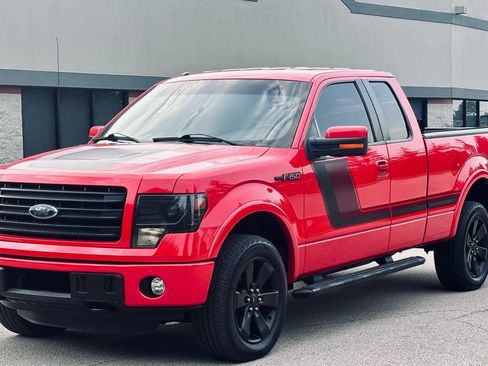 Used 2014 Ford F150 FX4 w/ Equipment Group 402A Luxury AWD/4WD image 13