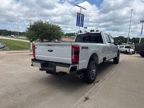 Used 2024 Ford F350 Lariat w/ FX4 Off-Road Package AWD/4WD image 8