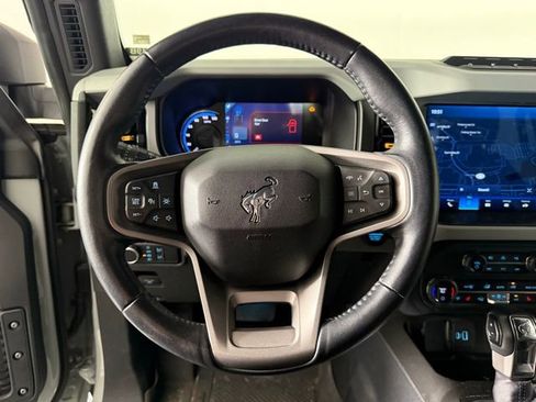 Used 2023 Ford Bronco Badlands image 32