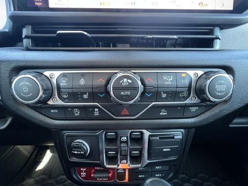 New 2026 Jeep Wrangler Unlimited Sport AWD/4WD image 4