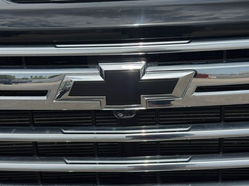 Used 2024 Chevrolet Silverado 3500 High Country w/ High Country Premium Package AWD/4WD image 11