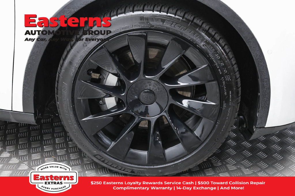 Used 2020 Tesla Model Y Long Range AWD/4WD image 25