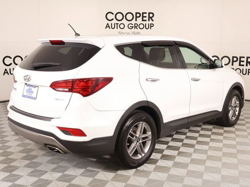 Used 2018 Hyundai Santa Fe Sport image 19