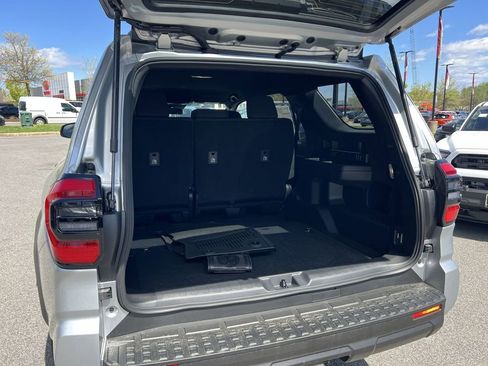 New 2026 Toyota 4Runner SR5 RWD image 20