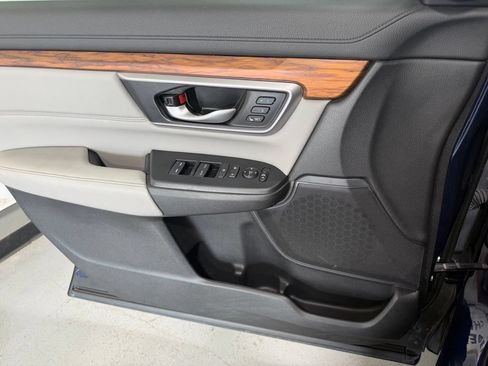 Used 2022 Honda CR-V Touring image 14