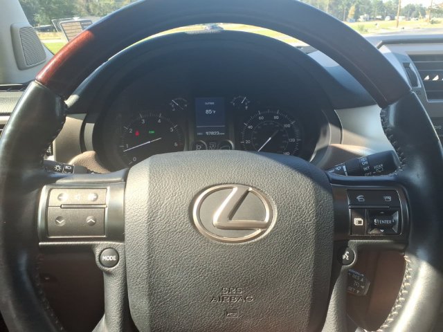 Used 2017 Lexus GX 460 Premium w/ Premium Package AWD/4WD image 23