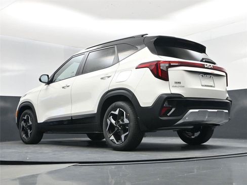 New 2026 Kia Seltos S image 12