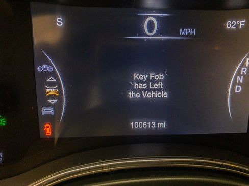 Used 2020 Jeep Grand Cherokee Laredo image 18