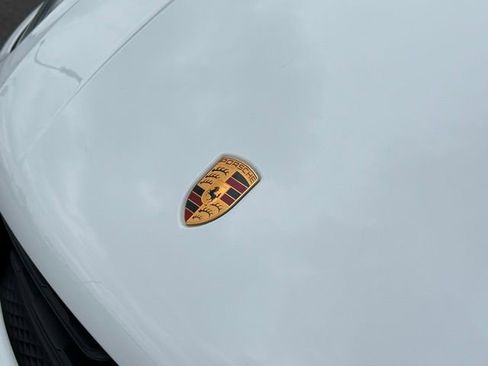 Certified 2026 Porsche Macan AWD/4WD image 26