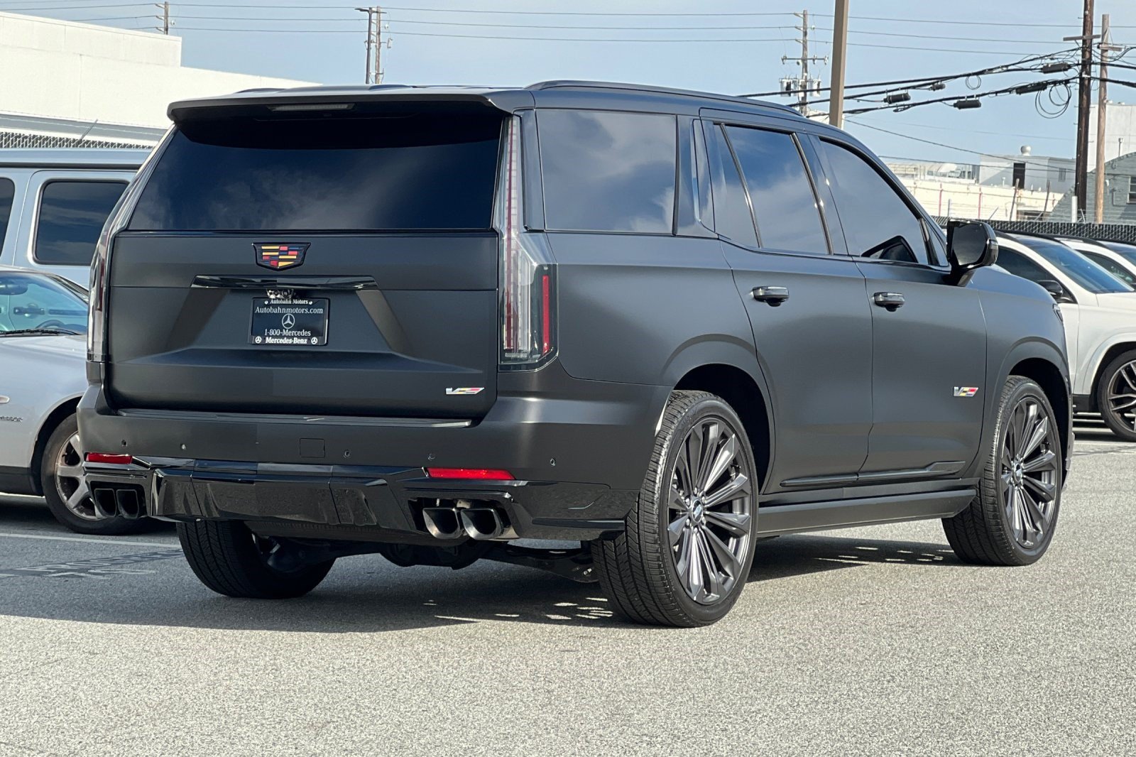 Used 2025 Cadillac Escalade V AWD/4WD image 8