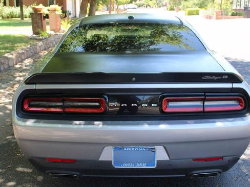 Used 2018 Dodge Challenger R/T w/ Quick Order Package 22P T/A RWD image 5