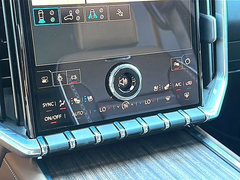 Used 2026 GMC Acadia Denali Ultimate FWD image 35