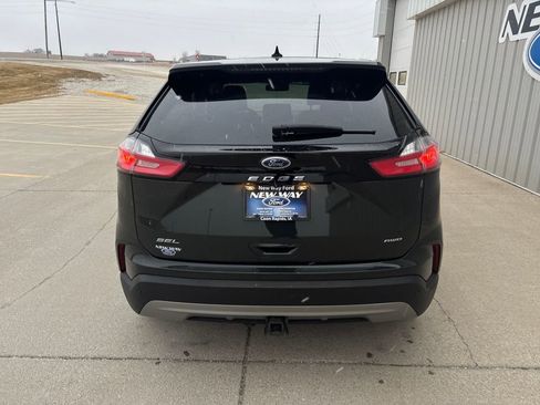 Used 2024 Ford Edge SEL w/ Convenience Package image 5