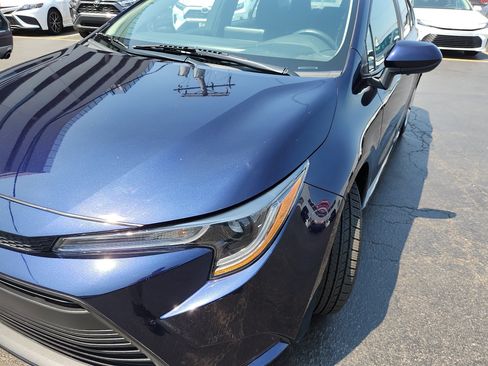 Used 2024 Toyota Corolla LE FWD image 9