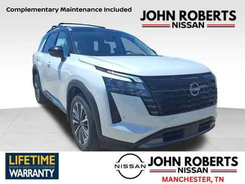 New 2026 Nissan Pathfinder Platinum AWD/4WD image 1