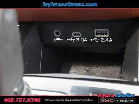 Used 2025 Subaru Outback Touring XT image 19