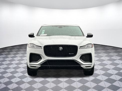 Used 2025 Jaguar F-PACE R-Dynamic S AWD/4WD image 5