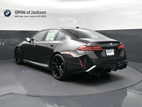 New 2026 BMW M5 w/ Executive Package AWD/4WD image 5