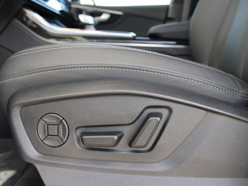 Certified 2025 Audi Q7 3.0T Premium Plus w/ Premium Plus Package image 18