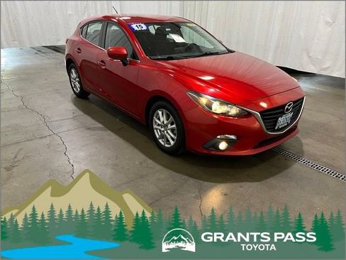 Used 2015 MAZDA MAZDA3 i Touring FWD image 1