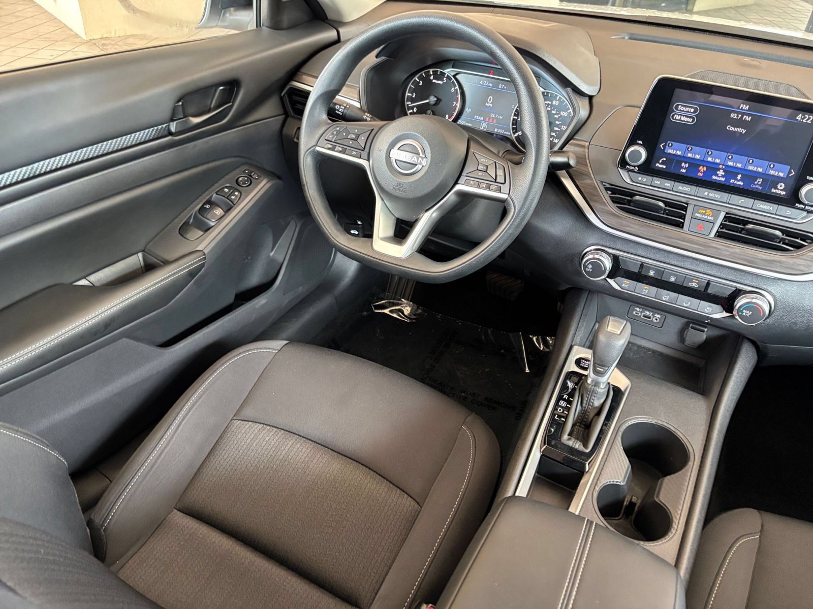 Used 2026 Nissan Altima 2.5 SV FWD image 33