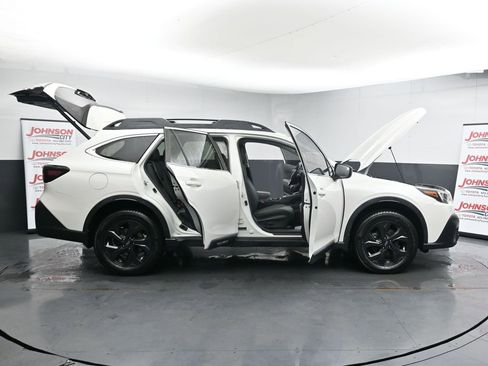Used 2020 Subaru Outback Onyx Edition XT image 42