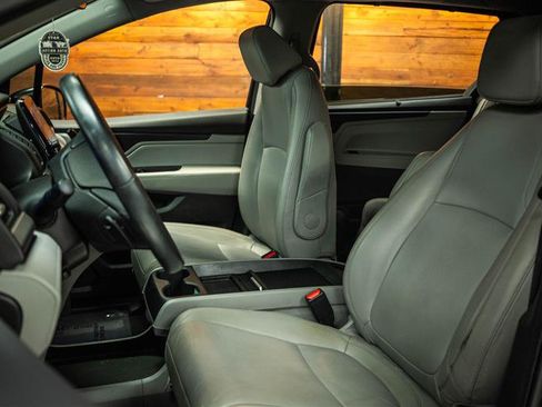 Used 2022 Honda Odyssey EX-L image 10