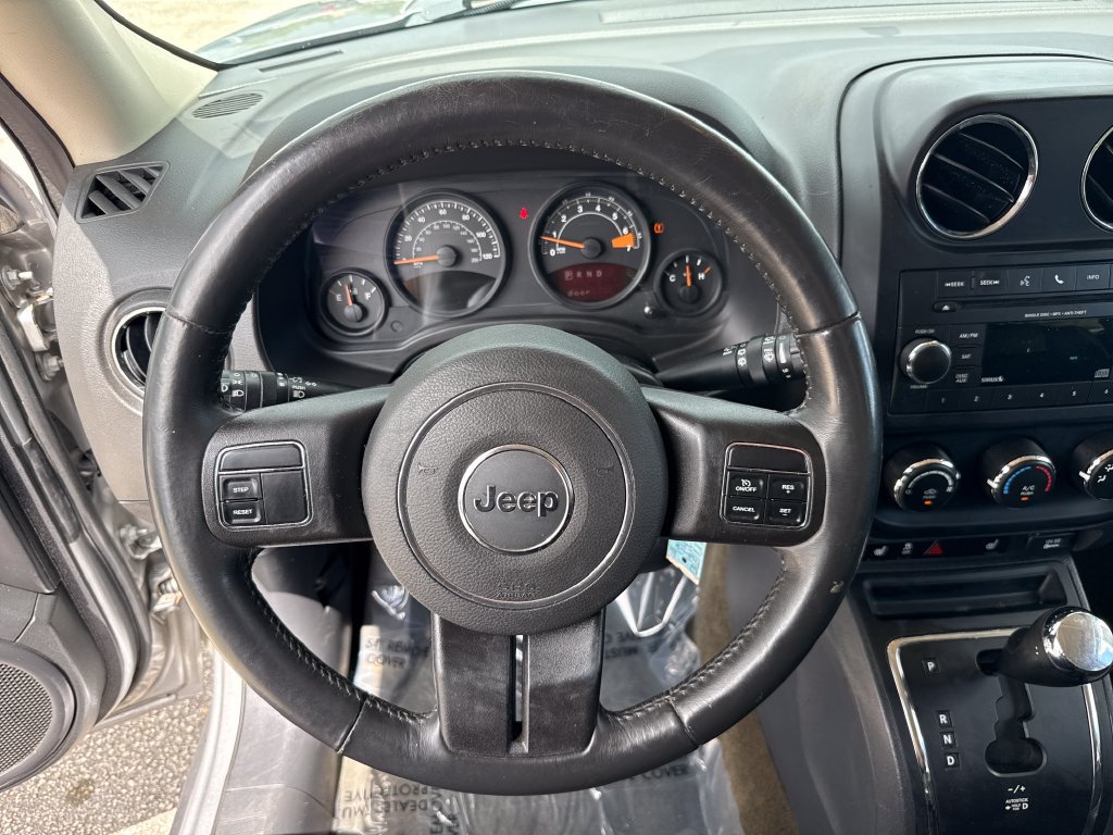 Used 2016 Jeep Patriot Sport FWD image 14