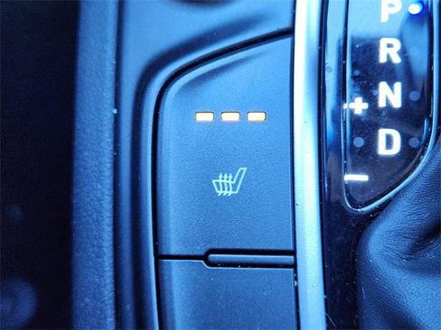 Used 2021 Hyundai Kona Limited image 24