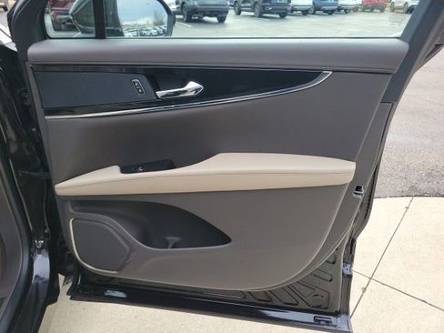 Certified 2023 Lincoln Nautilus FWD image 26