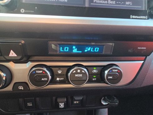 Used 2021 Toyota Tacoma SR5 image 29