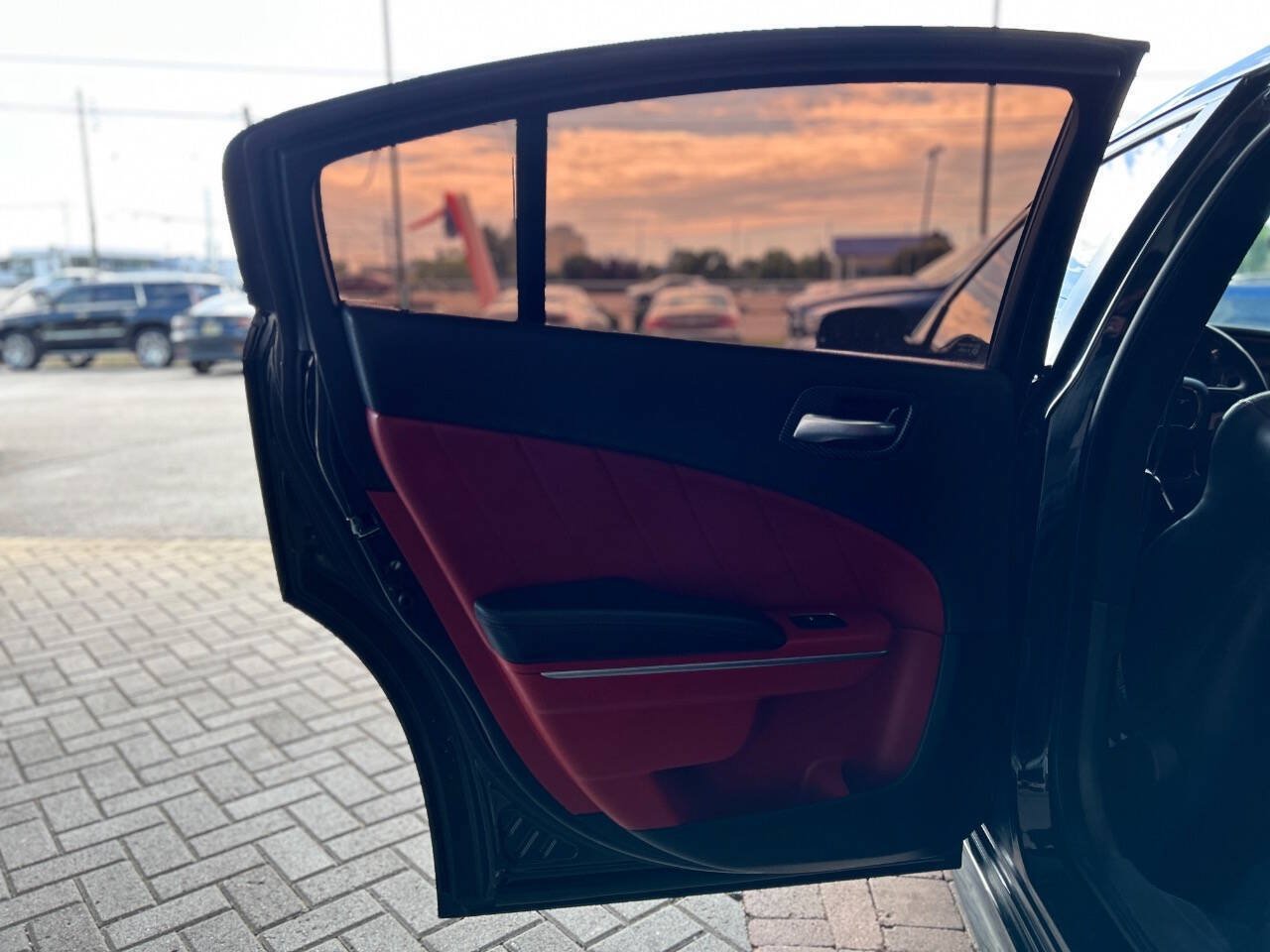 Used 2018 Dodge Charger R/T Scat Pack RWD image 41