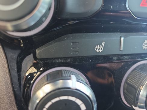 Used 2025 RAM 1500 Big Horn RWD image 23