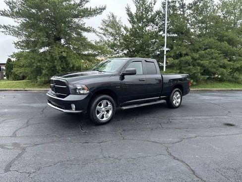 Used 2016 RAM 1500 Express w/ Black Ram 1500 Express Group AWD/4WD image 2