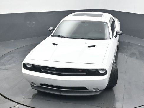 Used 2012 Dodge Challenger R/T image 34