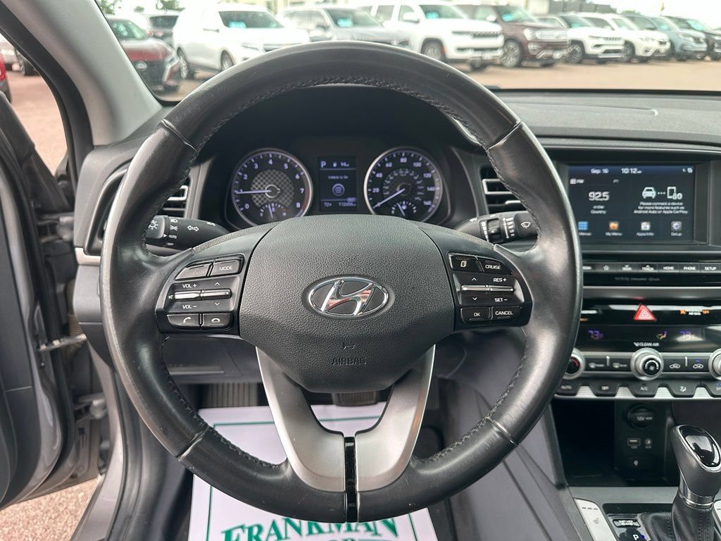 Used 2020 Hyundai Elantra Limited w/ Cargo Package (C1) FWD image 15