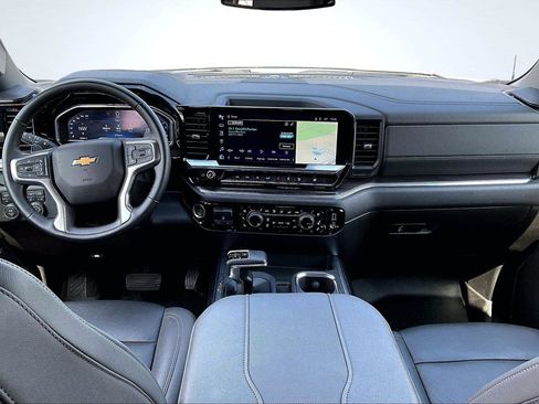 Used 2025 Chevrolet Silverado 1500 LTZ w/ Z71 Off-Road Package image 17