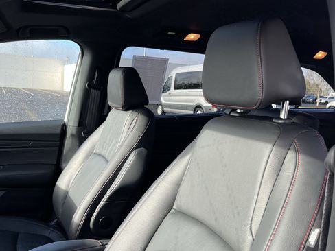 Certified 2023 Honda Odyssey Sport image 25