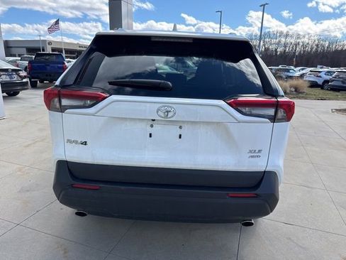 Used 2025 Toyota RAV4 XLE image 6