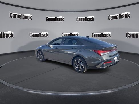 Certified 2025 Hyundai Elantra SEL FWD image 5